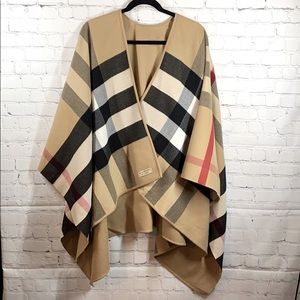 Burberry Wool Cape